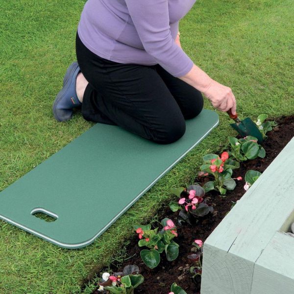 Jumbo Kneeling Mat Garden Hardware Squires Garden Centres